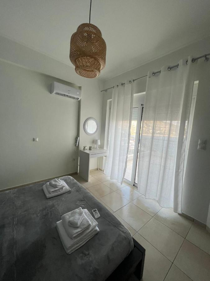 Apartamento Blue And White Schinias Exterior foto